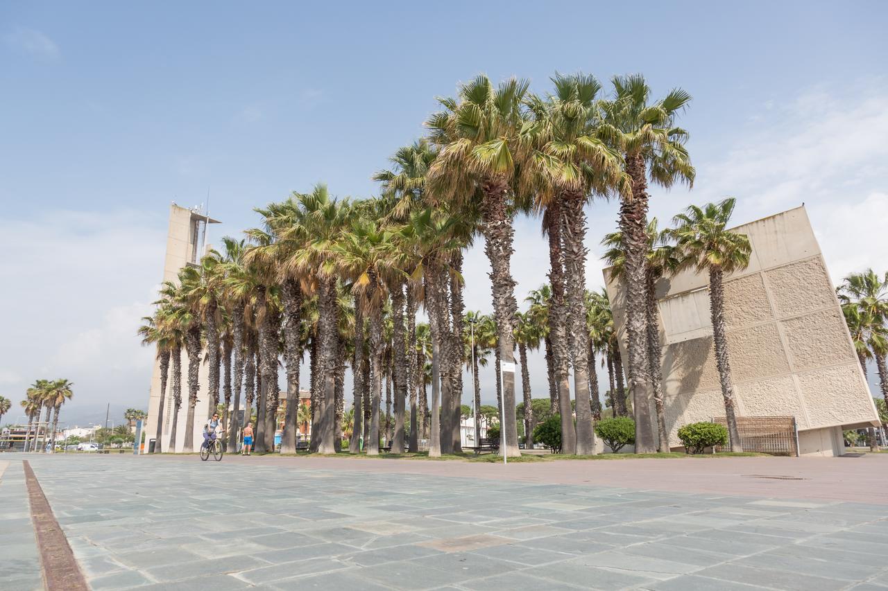 Rambla De Marisol Apartments Castelldefels Exterior photo