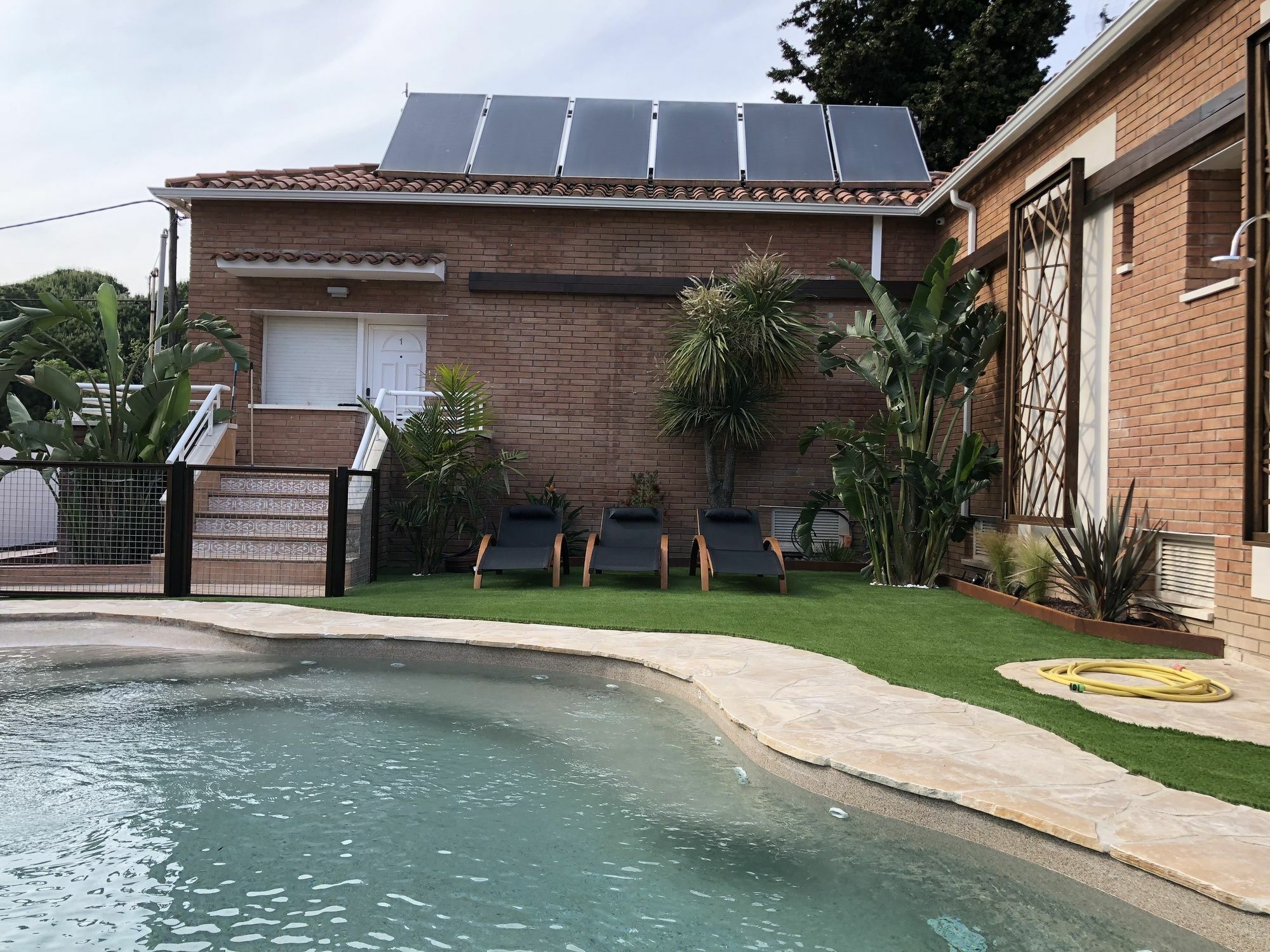 Rambla De Marisol Apartments Castelldefels Exterior photo